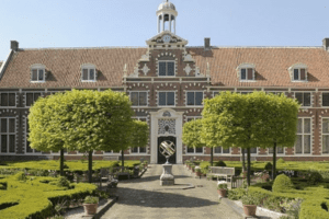 Leden Raad van Toezicht